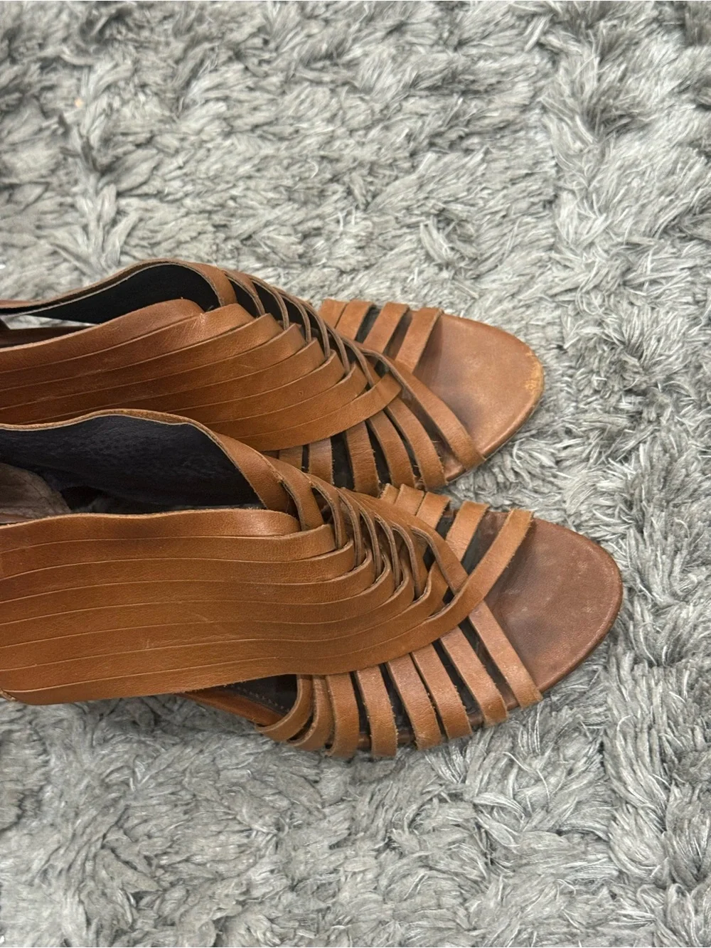 Vince Camuto Wedge Heels Brown Leather Peep Toe Zip Strappy